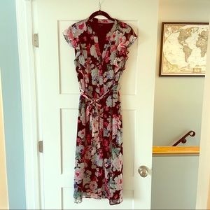 Beautiful floral mid-length dress